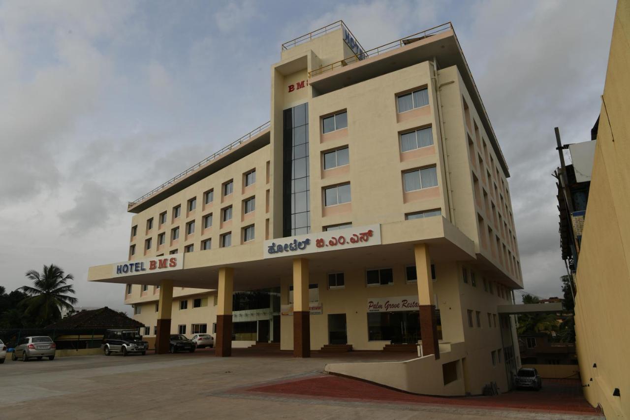 Hotel Bms Mangaluru Zewnętrze zdjęcie