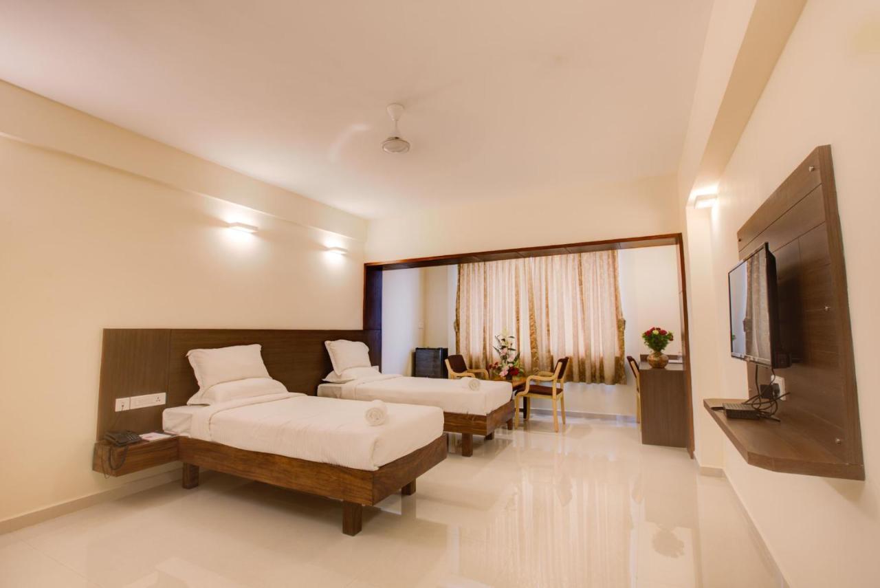 Hotel Bms Mangaluru Zewnętrze zdjęcie
