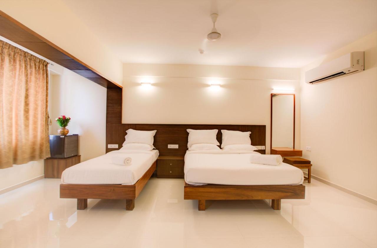 Hotel Bms Mangaluru Zewnętrze zdjęcie