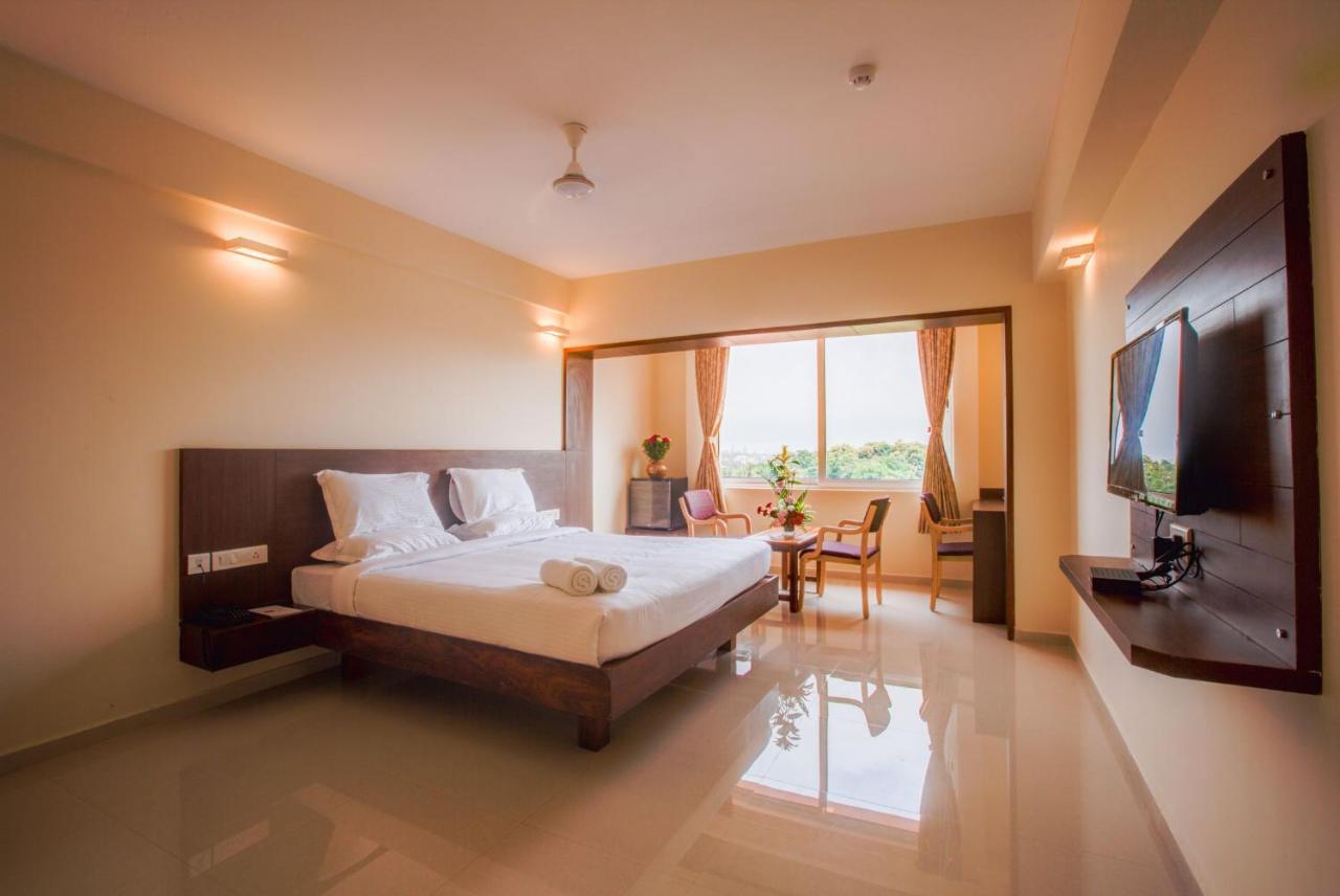 Hotel Bms Mangaluru Zewnętrze zdjęcie