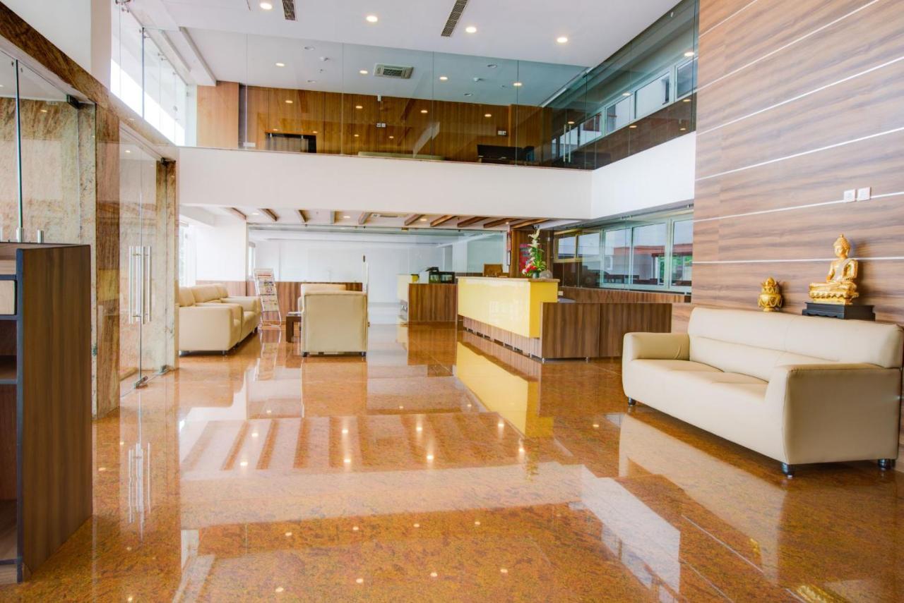 Hotel Bms Mangaluru Zewnętrze zdjęcie