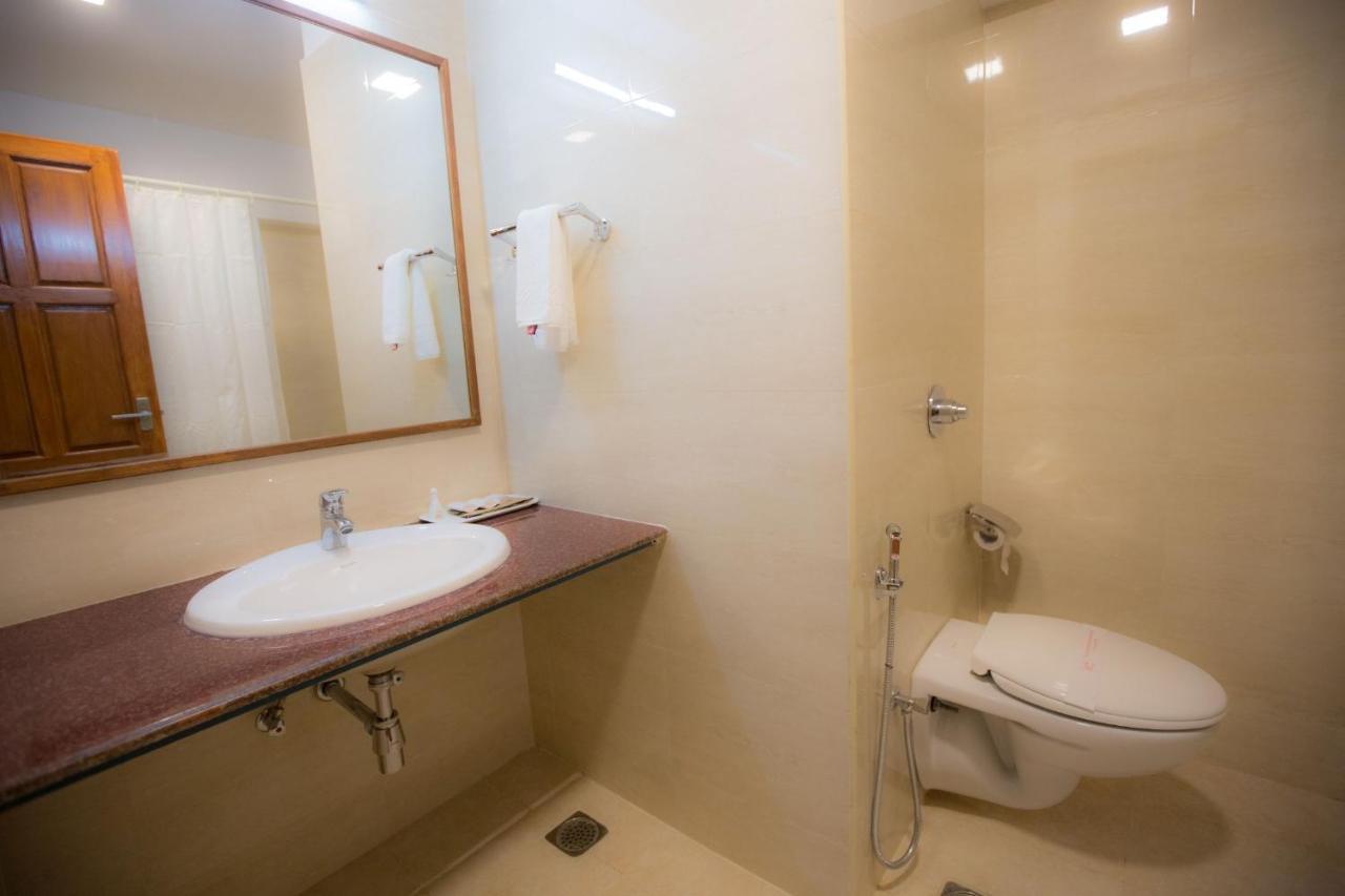 Hotel Bms Mangaluru Zewnętrze zdjęcie