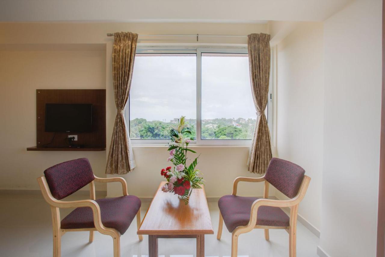 Hotel Bms Mangaluru Zewnętrze zdjęcie